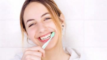 Краща натуральна косметична зубна паста